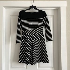 BCBG MAXAZRIA - black and white dress - size Small - worn only once